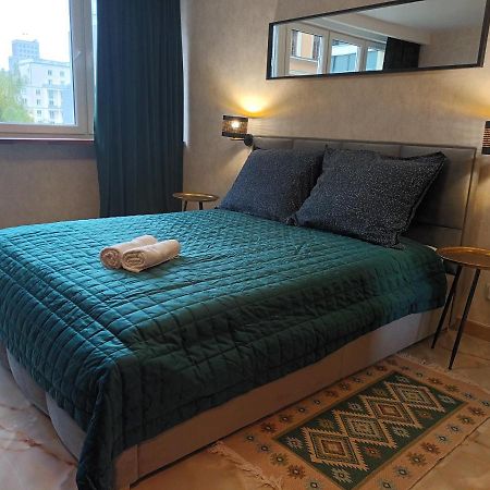 ורשה Green Apartament W Centrum מראה חיצוני תמונה